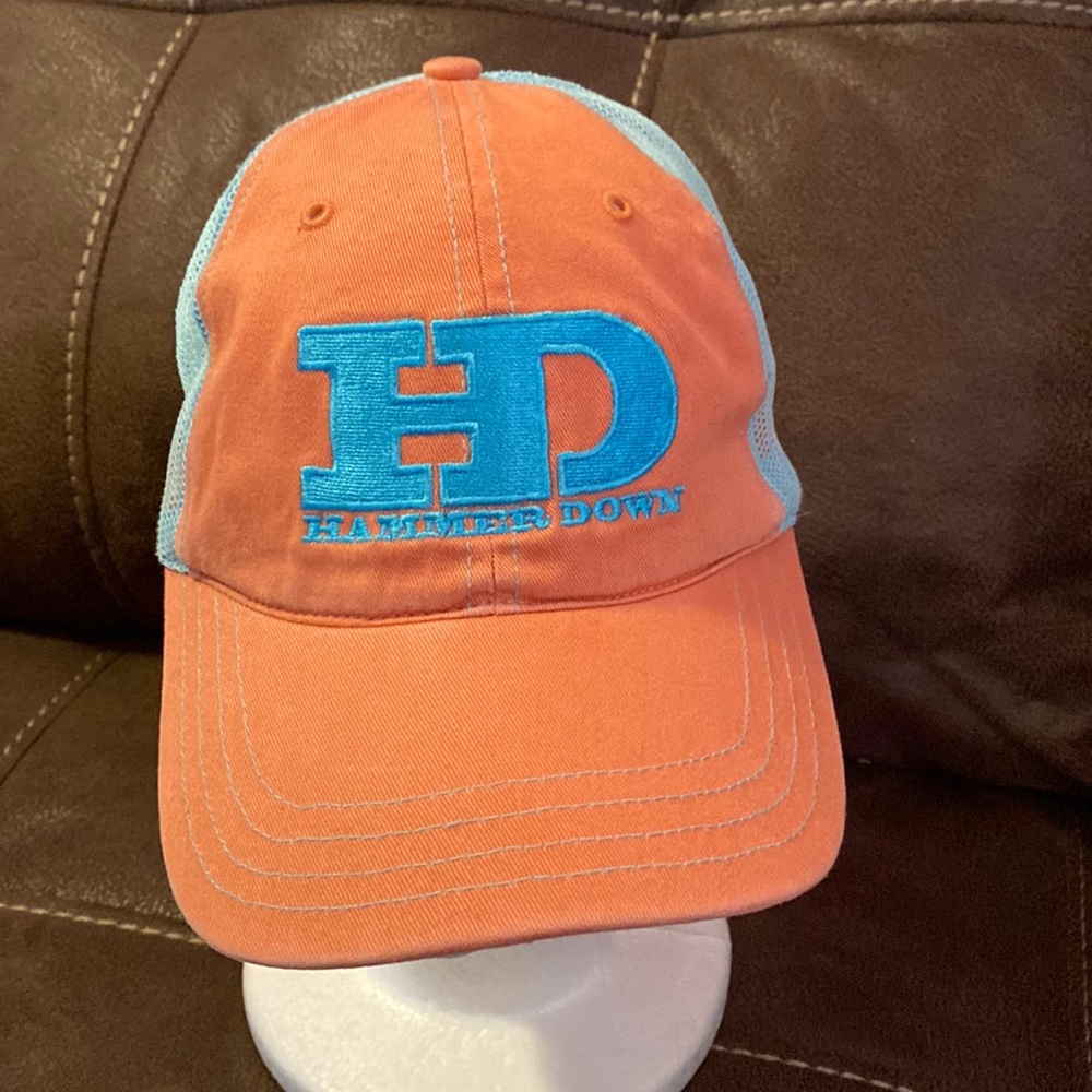 Hammer down baseball hat like new